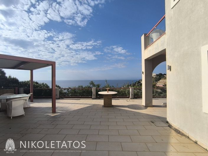 Image No.5-5 Bed Villa for sale