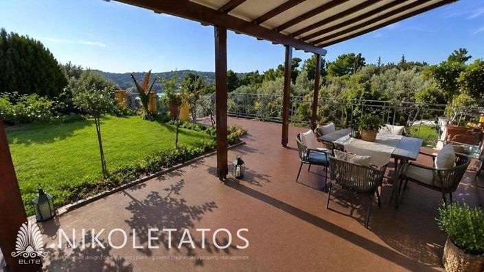Image No.8-8 Bed Villa for sale