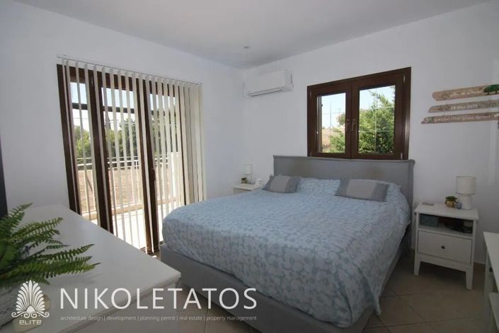 Image No.14-3 Bed Villa for sale