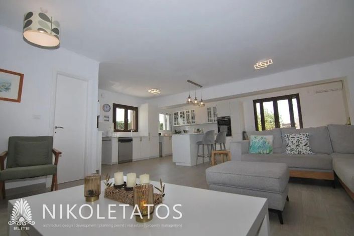 Image No.6-3 Bed Villa for sale