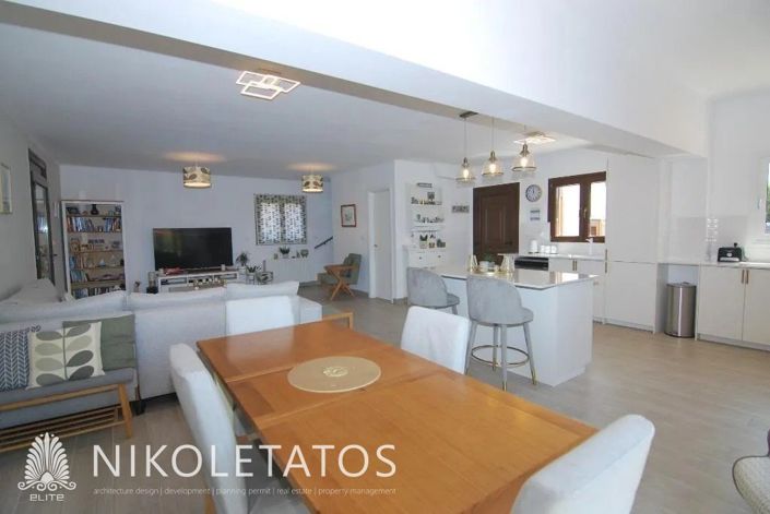 Image No.7-3 Bed Villa for sale