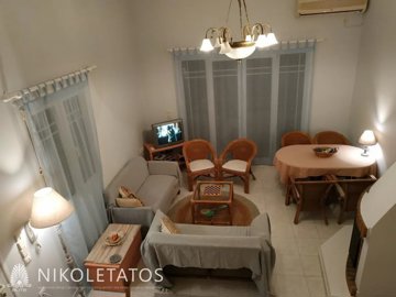 t-842361626