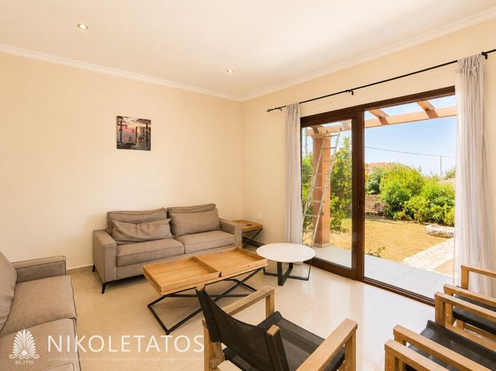 Image No.8-3 Bed Villa for sale
