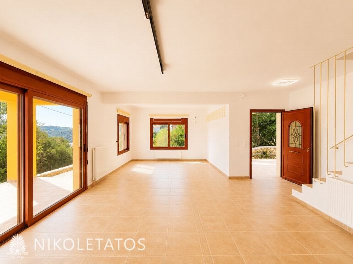 Image No.16-3 Bed House for sale