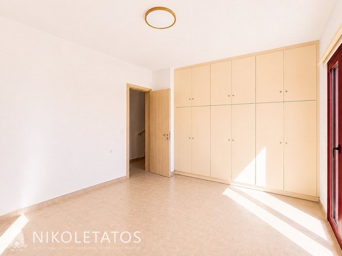Image No.25-3 Bed House for sale