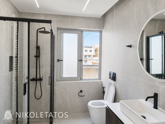 Image No.19-3 Bed Property for sale