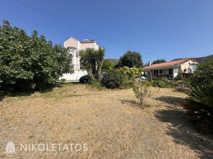 Image No.9-2 Bed House for sale
