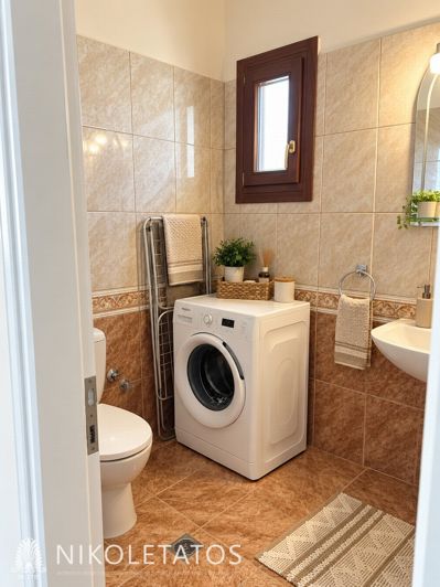 Image No.18-2 Bed Property for sale