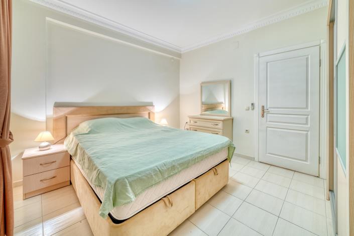 Image No.18-2 Bed Apartment for sale