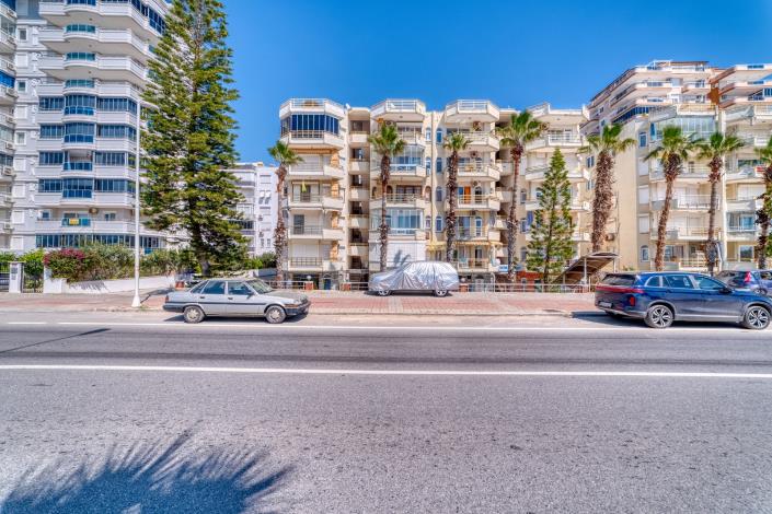 Image No.48-3 Bed Apartment for sale