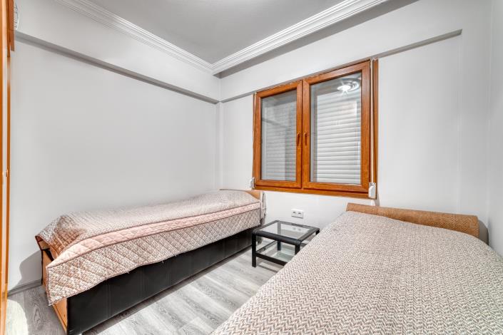 Image No.52-3 Bed Apartment for sale