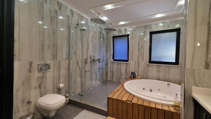 Image No.22-4 Bed Villa for sale