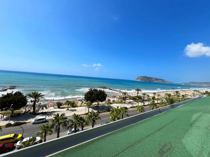 Image No.8-4 Bed Penthouse for sale