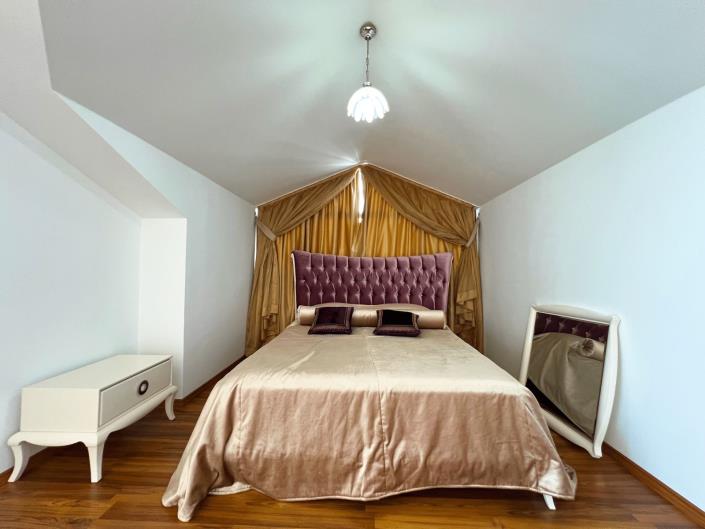 Image No.9-4 Bed Penthouse for sale