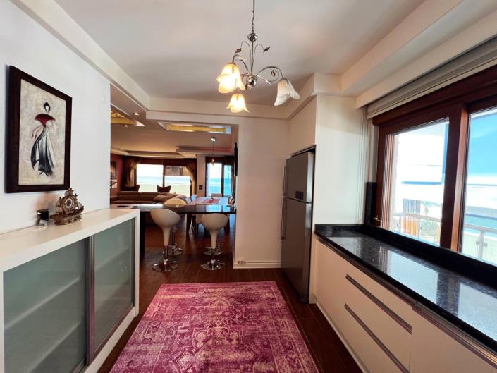 Image No.41-4 Bed Penthouse for sale