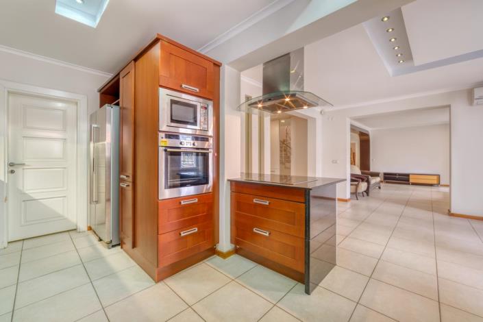 Image No.6-4 Bed Villa for sale