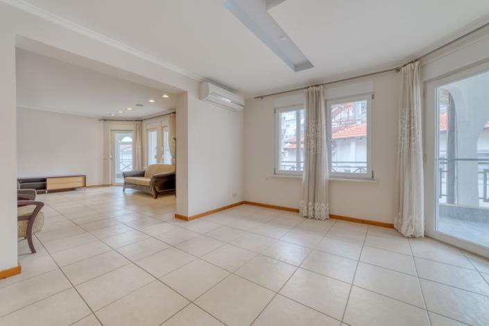 Image No.8-4 Bed Villa for sale