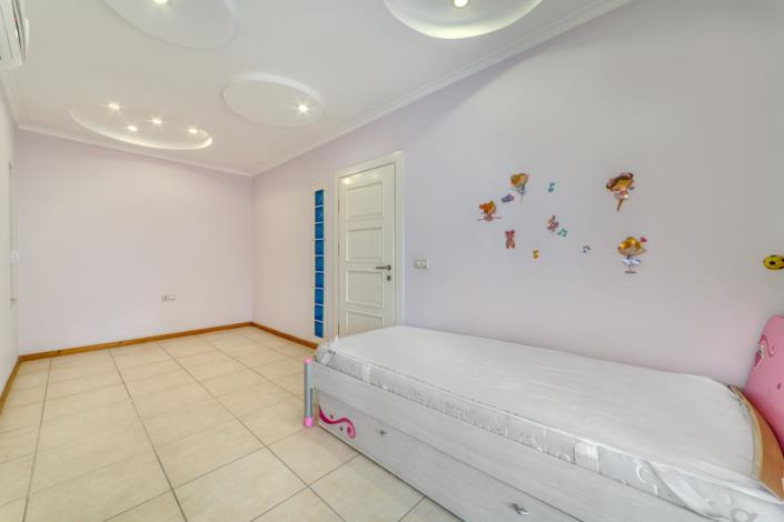 Image No.21-4 Bed Villa for sale