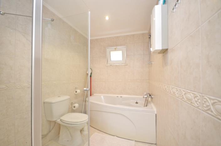 Image No.17-2 Bed Apartment for sale