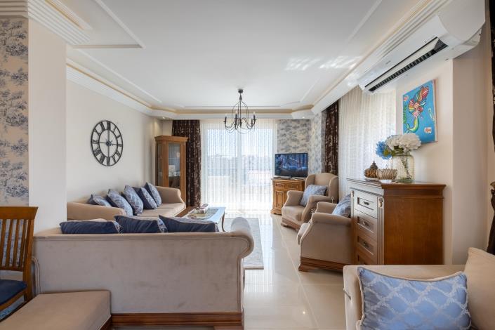 Image No.18-3 Bed Apartment for sale