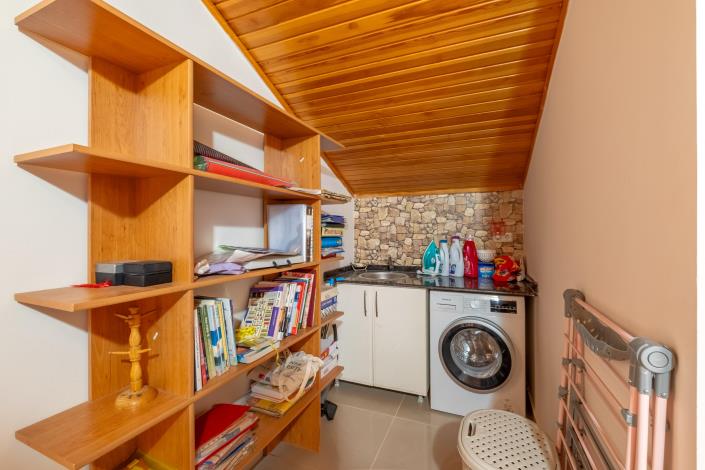 Image No.26-3 Bed Apartment for sale