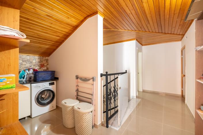 Image No.29-3 Bed Apartment for sale