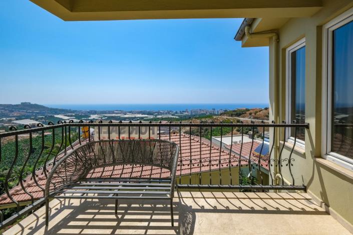 Image No.49-3 Bed Apartment for sale