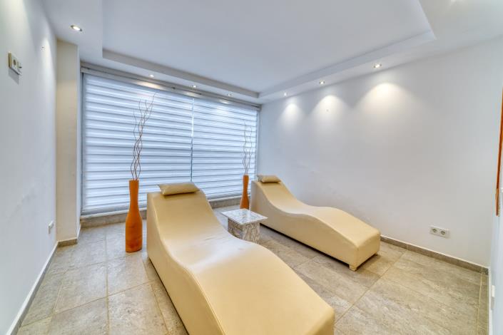 Image No.1-3 Bed Apartment for sale