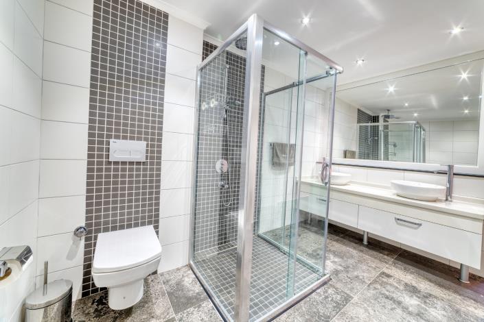 Image No.3-3 Bed Apartment for sale