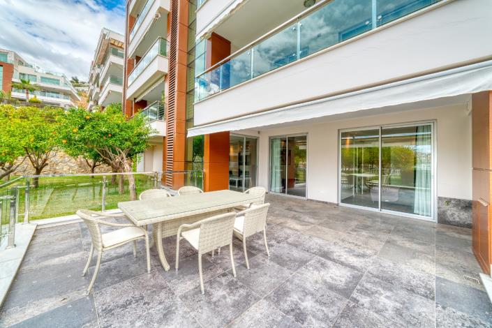 Image No.39-3 Bed Apartment for sale