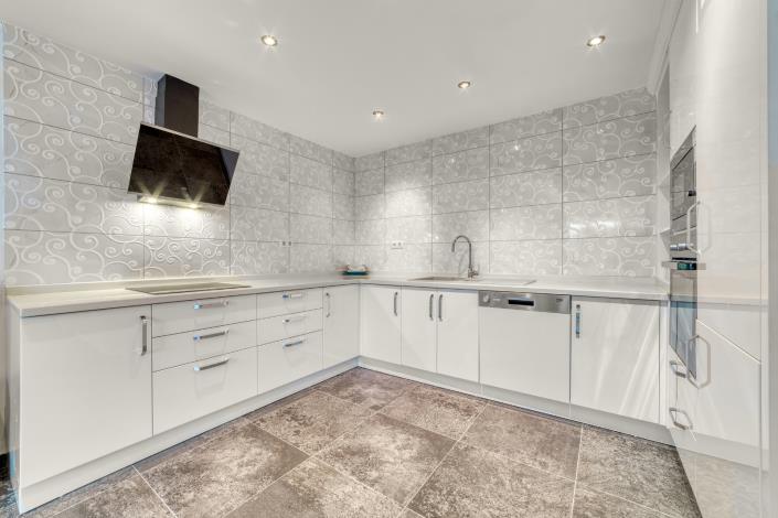 Image No.52-Appartement de 3 chambres à vendre à Cikcilli