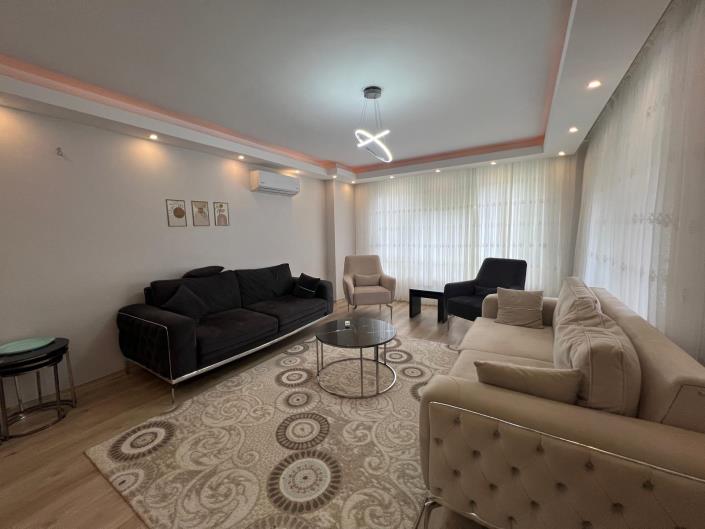 Image No.19-3 Bed Apartment for sale