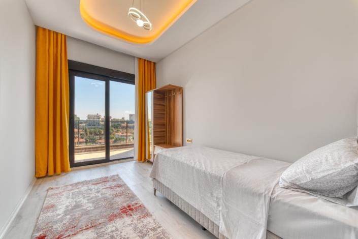 Image No.51-2 Bed Apartment for sale