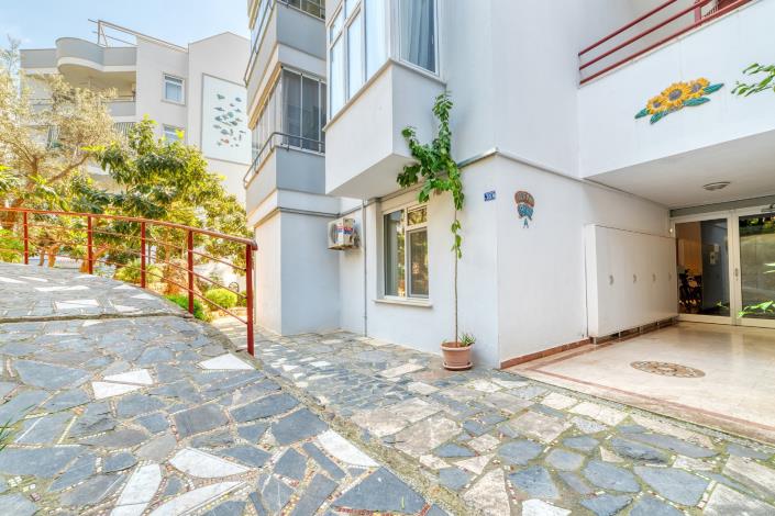 Image No.21-1 Bed Apartment for sale