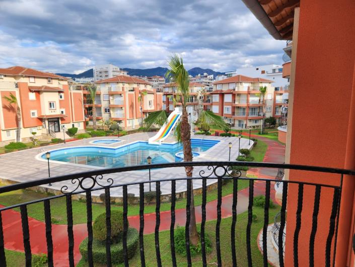 Image No.18-4 Bed Apartment for sale