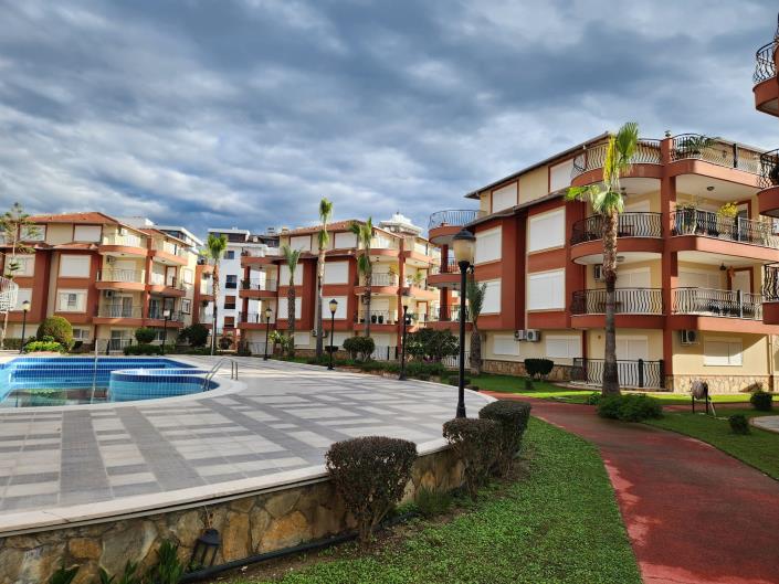 Image No.20-4 Bed Apartment for sale