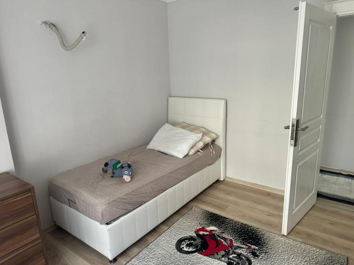 Image No.3-3 Bed Apartment for sale