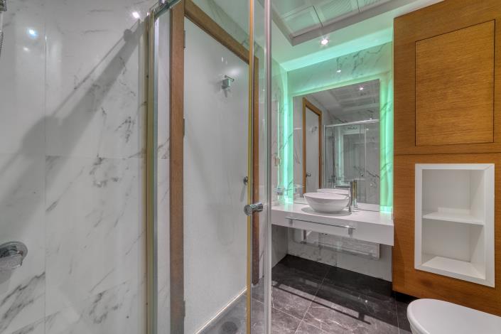 Image No.20-1 Bed Apartment for sale