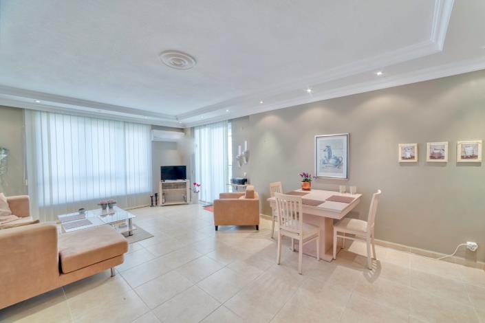 Image No.10-2 Bed Apartment for sale