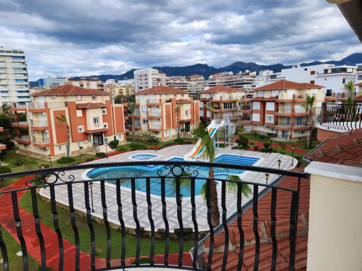 Image No.19-4 Bed Apartment for sale