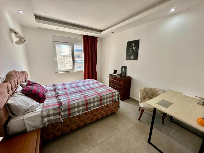 Image No.17-2 Bed Apartment for sale