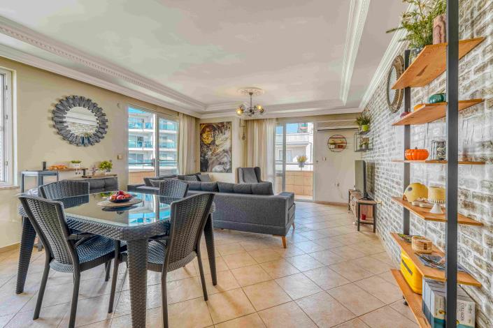 Image No.8-2 Bed Apartment for sale