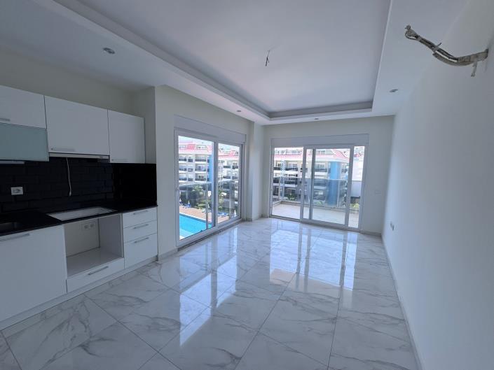 Image No.18-2 Bed Apartment for sale