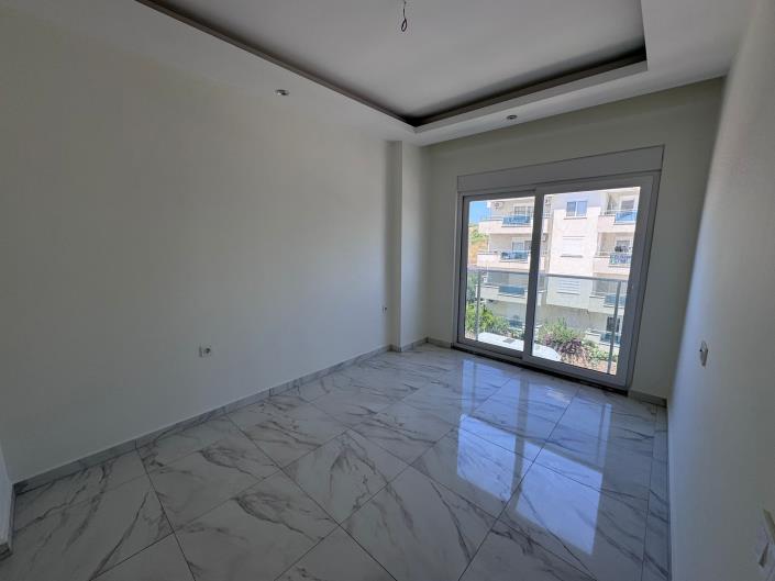 Image No.21-2 Bed Apartment for sale