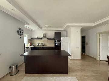 e0495269-fdb2-4eed-9c6a-a95d037cc2fd