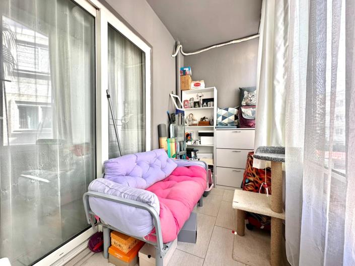 Image No.10-1 Bed Apartment for sale