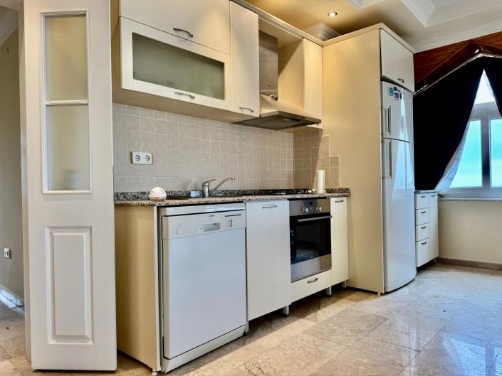 Image No.10-2 Bed Apartment for sale