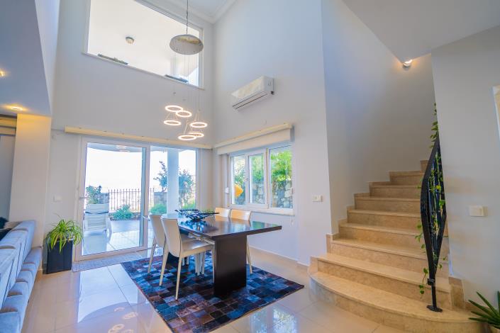 Image No.6-3 Bed Villa for sale