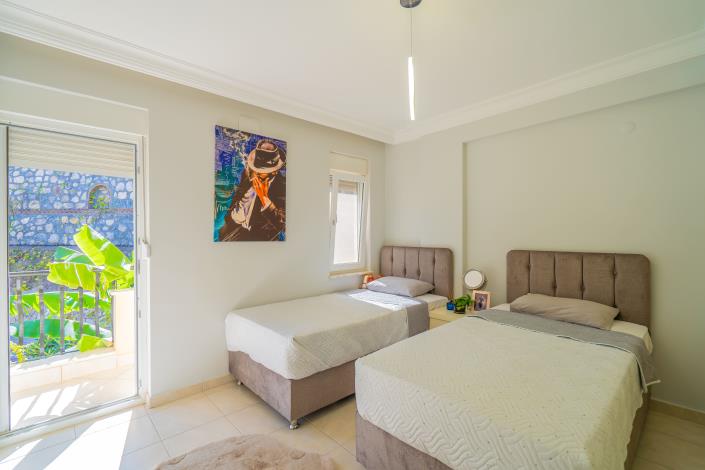 Image No.10-3 Bed Villa for sale