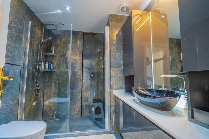 Image No.17-3 Bed Apartment for sale